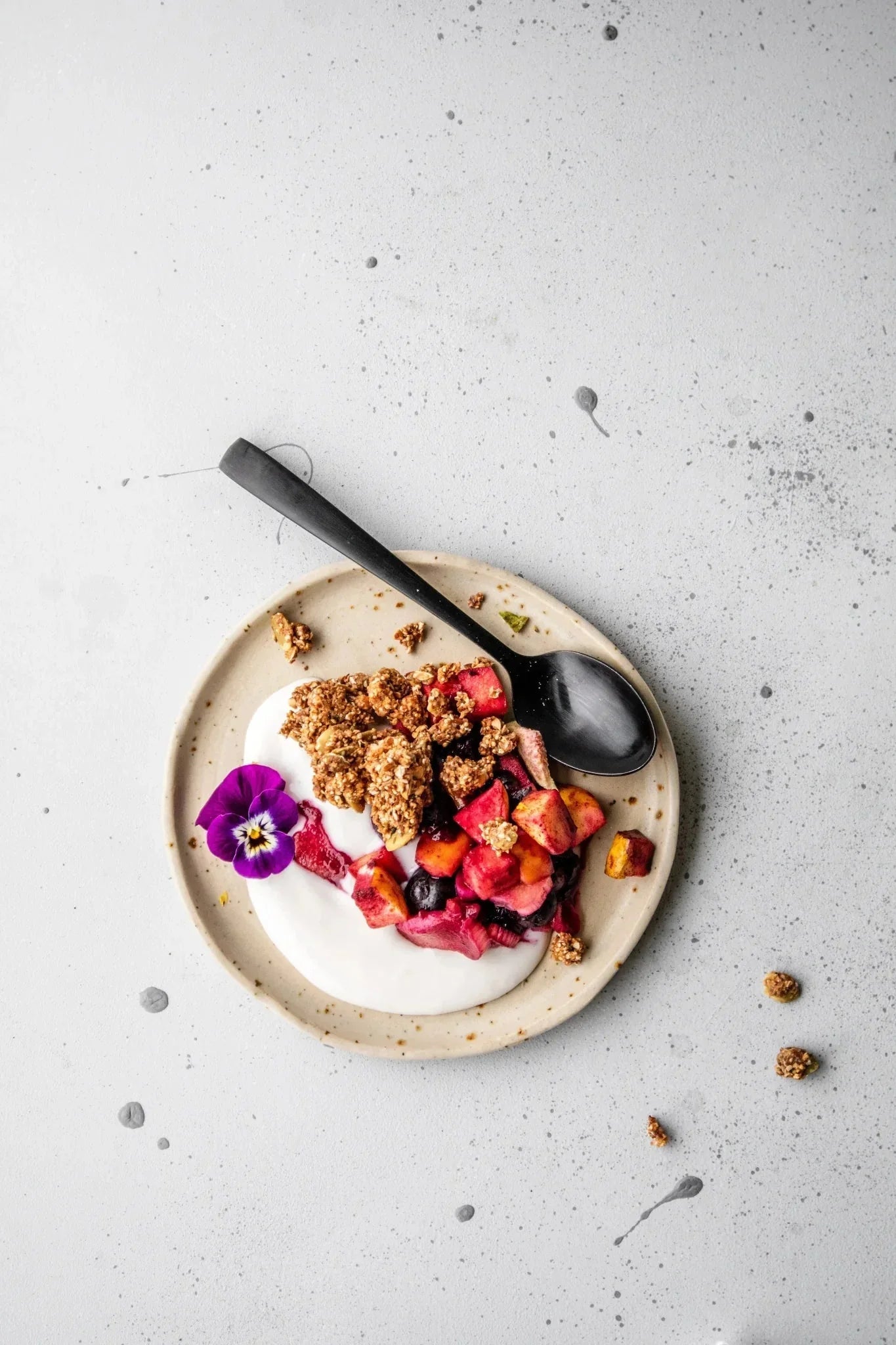 Elegant Nut-Free Breakfast Bowls with Freeze-Dried Fig Granola - Naturally Granola